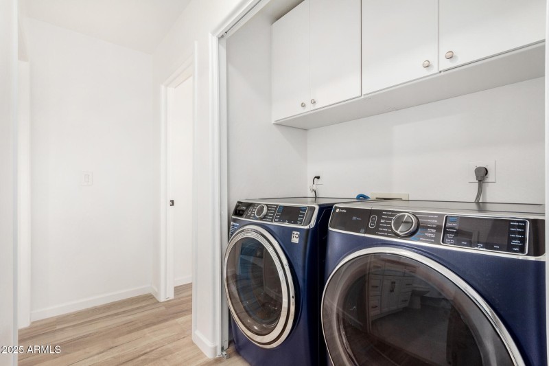 Laundry with Modern Units