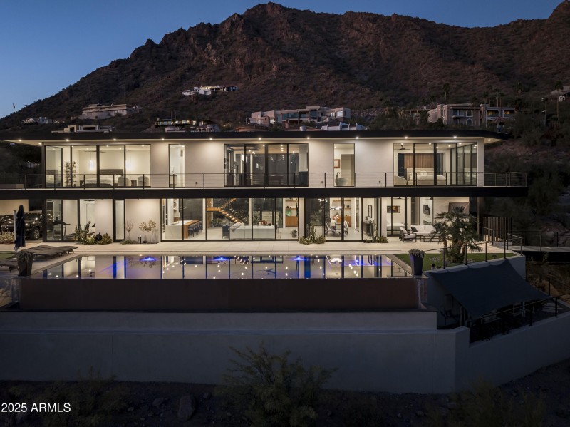 4725 E 56th St Phoenix-70