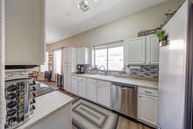 Kitchen - Alternate View