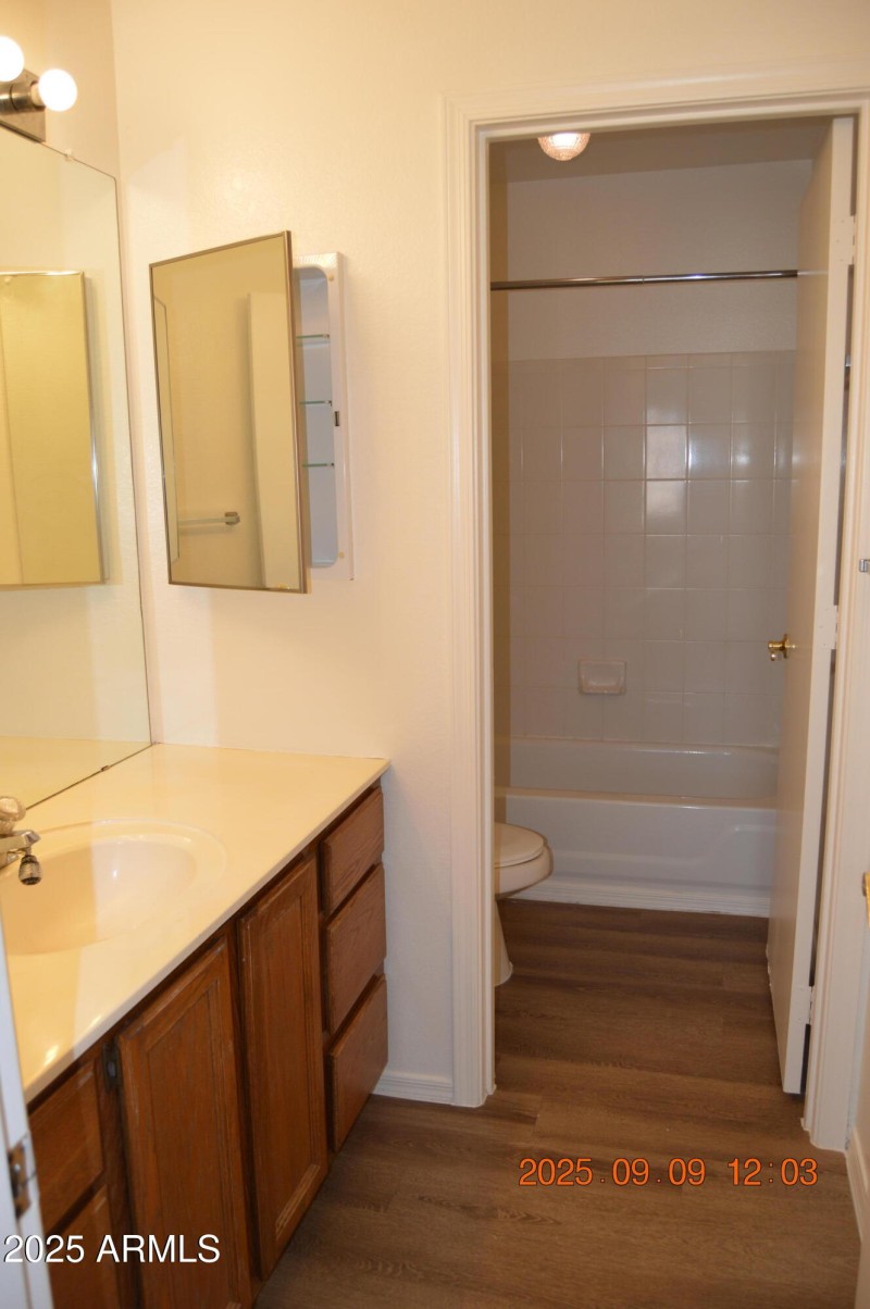 Upstairs hall bathroom