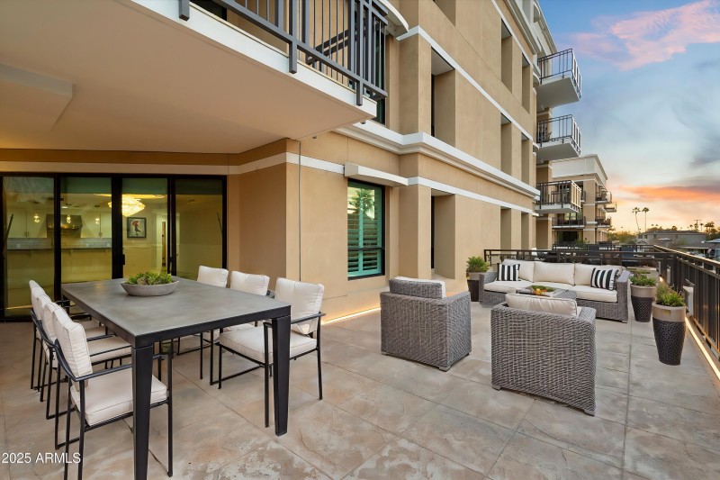 Spacious Outdoor Patio