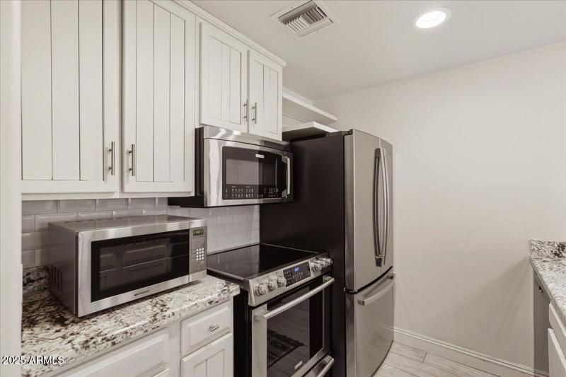 Stainless appliances