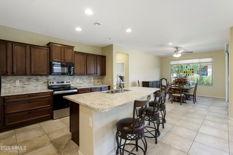 13-Kitchen