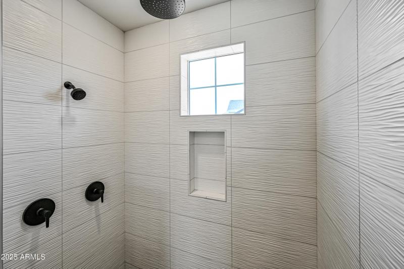 20-11300NCDD1061-ocupix