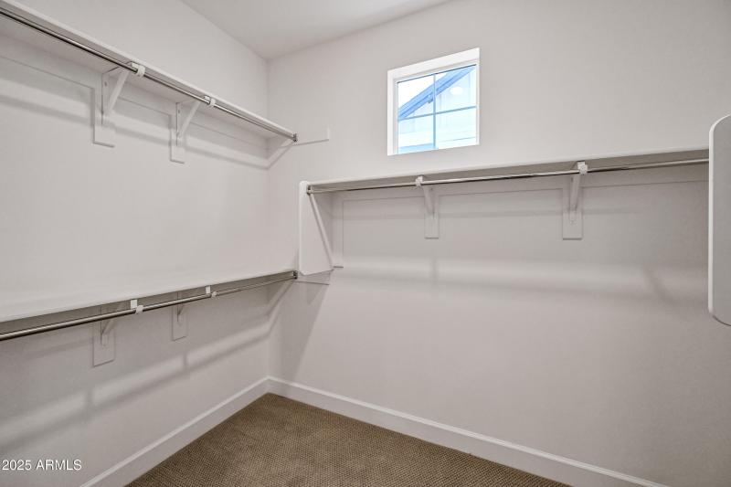 21-11300NCDD1061-ocupix