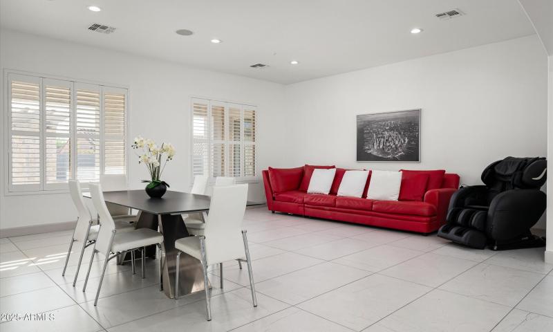 Formla Dining / Living