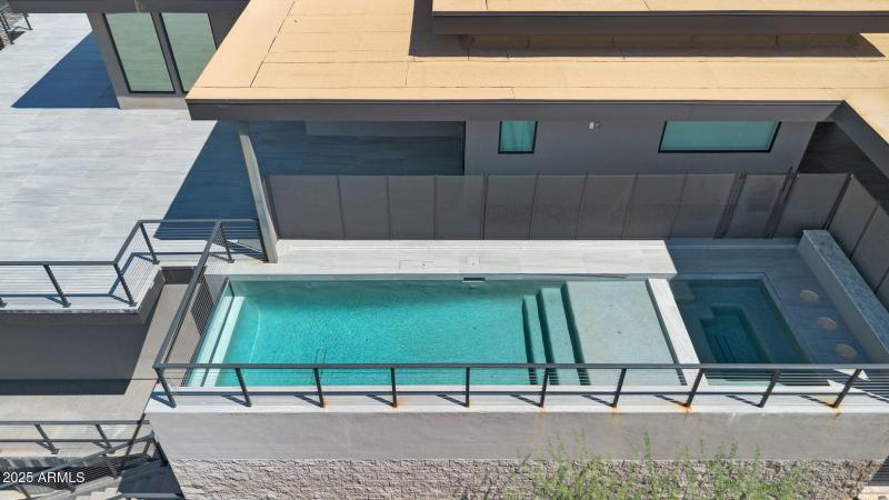 136-web-or-mls-DJI_0358