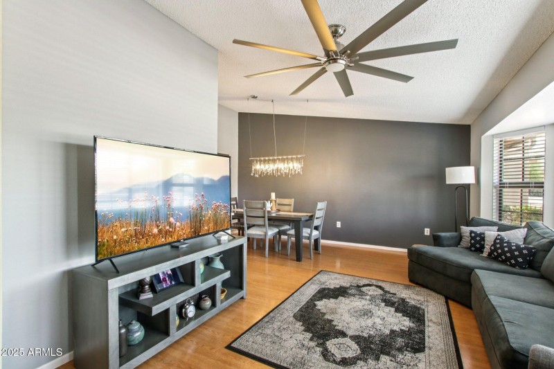 10-web-or-mls-W Meeker Blvd-S0909-010