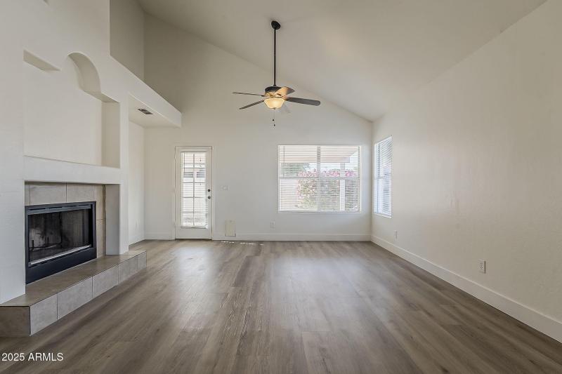 7-web-or-mls-Bradford-7