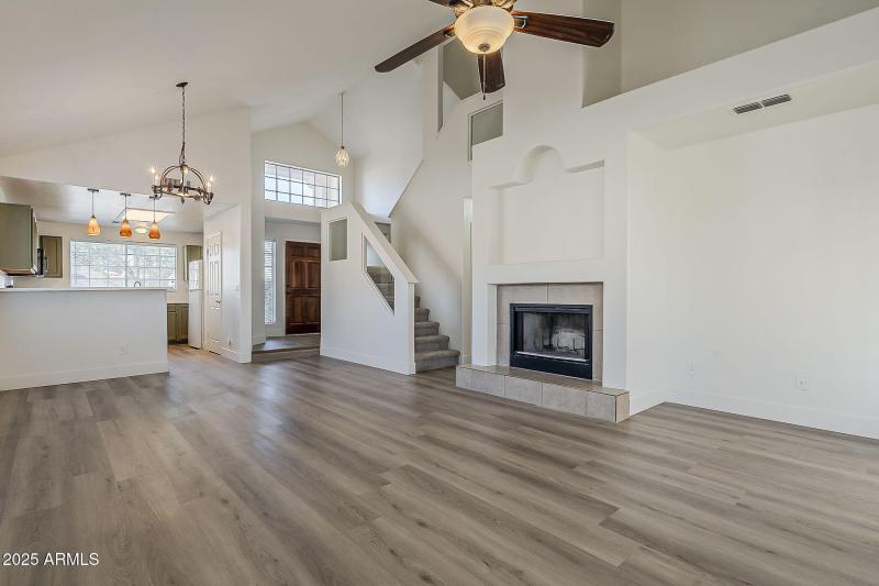 10-web-or-mls-Bradford-10