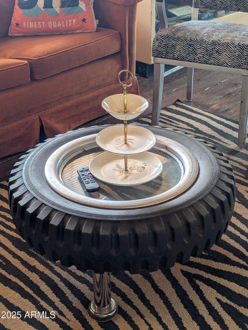 FS UNIQUE FEATURES 1