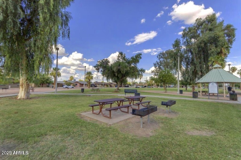 20221006220441010602000000-o