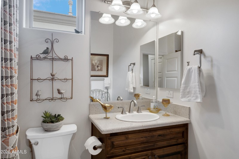 1761 E Harmony Wy-21