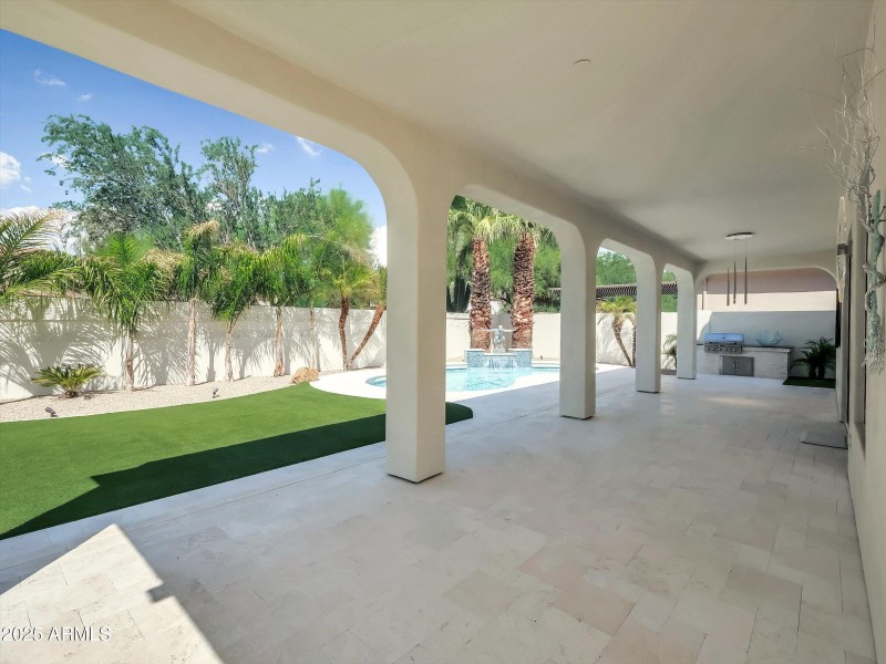 105-5016 E Lucia Drive-105