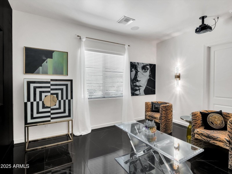 064-5016 E Lucia Drive-64