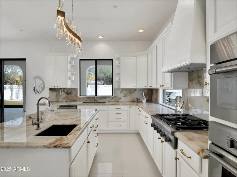 042-5016 E Lucia Drive-42