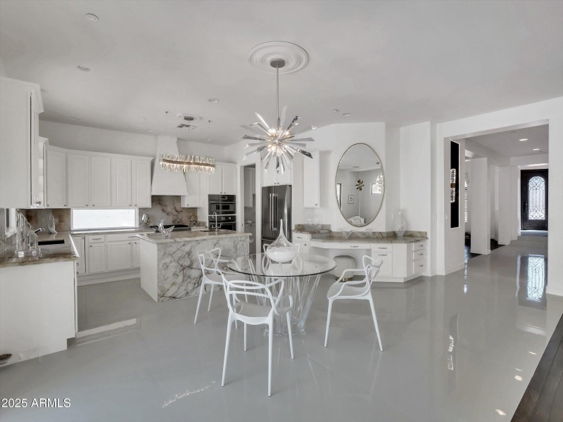 035-5016 E Lucia Drive-35