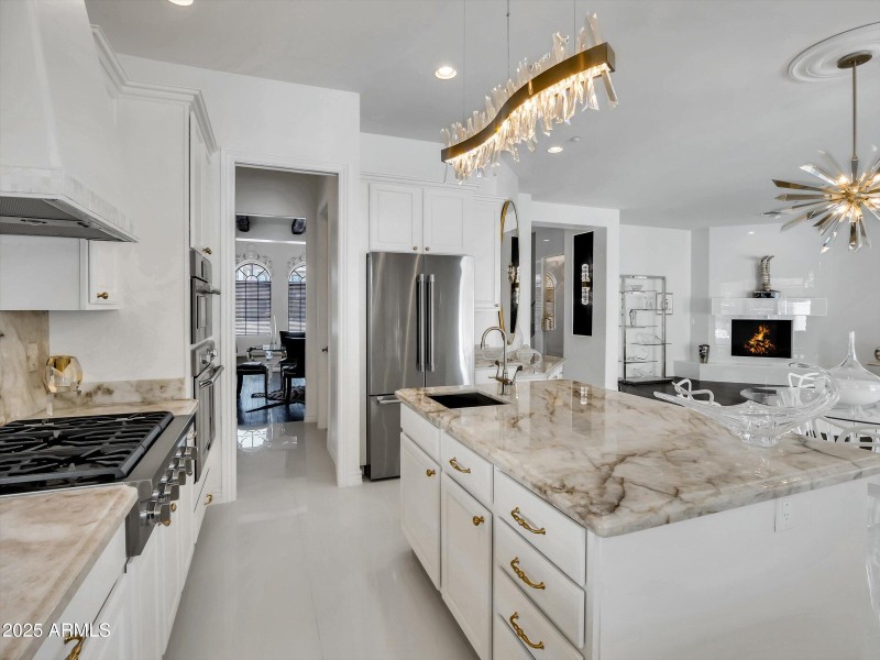 040-5016 E Lucia Drive-40