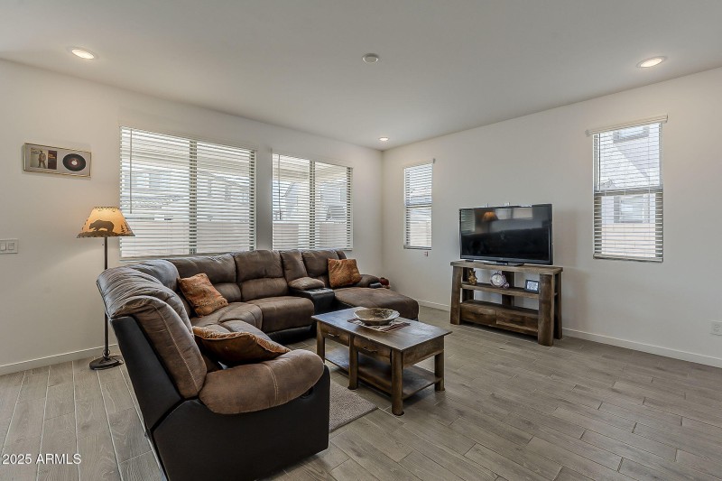 7-web-or-mls-State-7