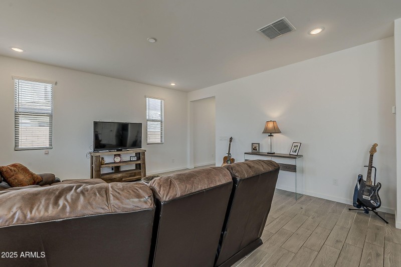 8-web-or-mls-State-8