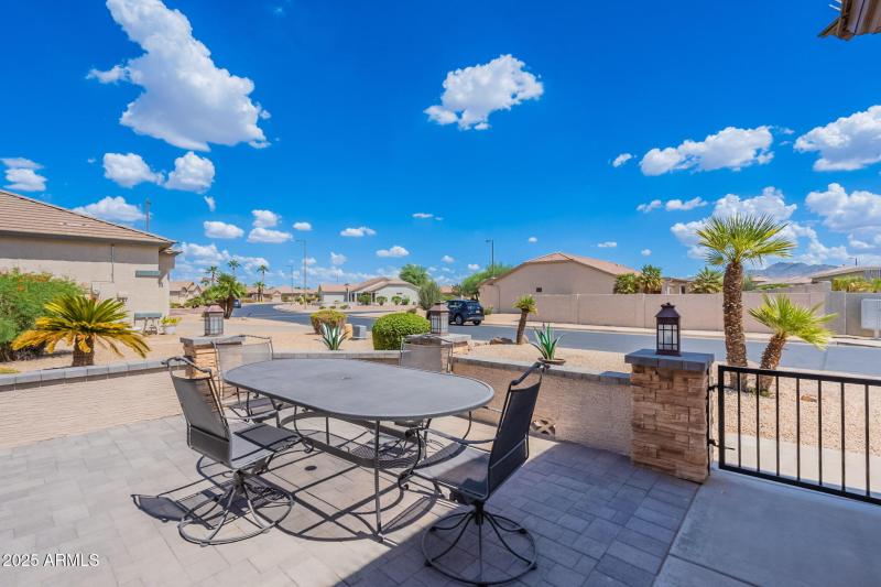 4-web-or-mls-Santa-4