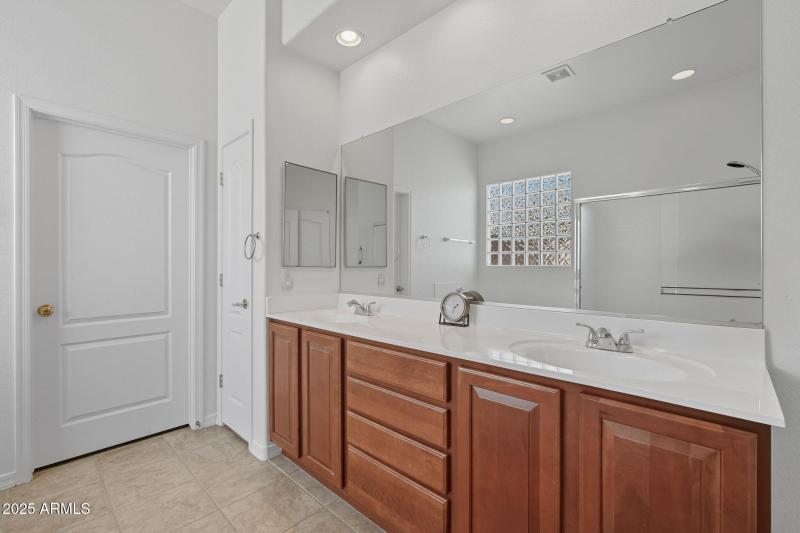 33-web-or-mls-Santa-33