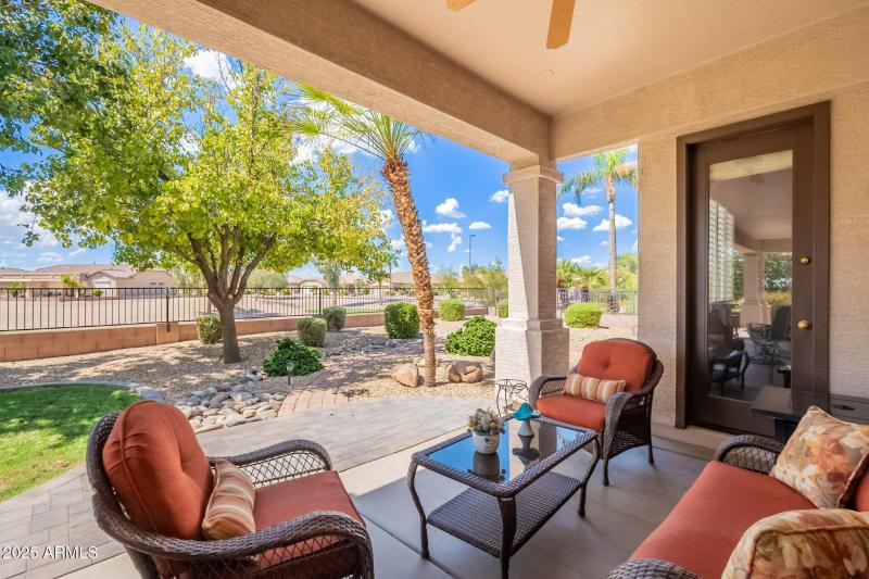 50-web-or-mls-Santa-50