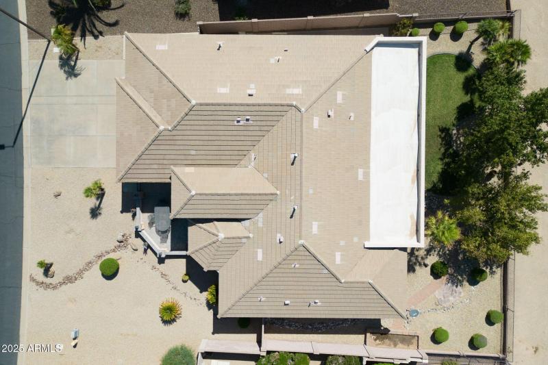 67-web-or-mls-Santa-aerial-6