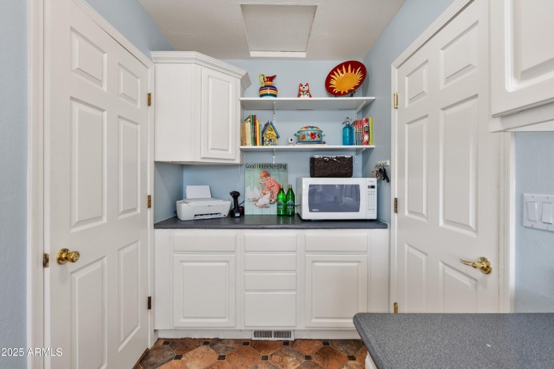 21-Laundry Room Bar 2