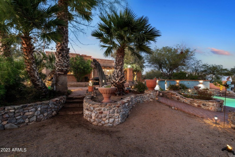 16-web-or-mls-2023-10-25 07.11.18-1