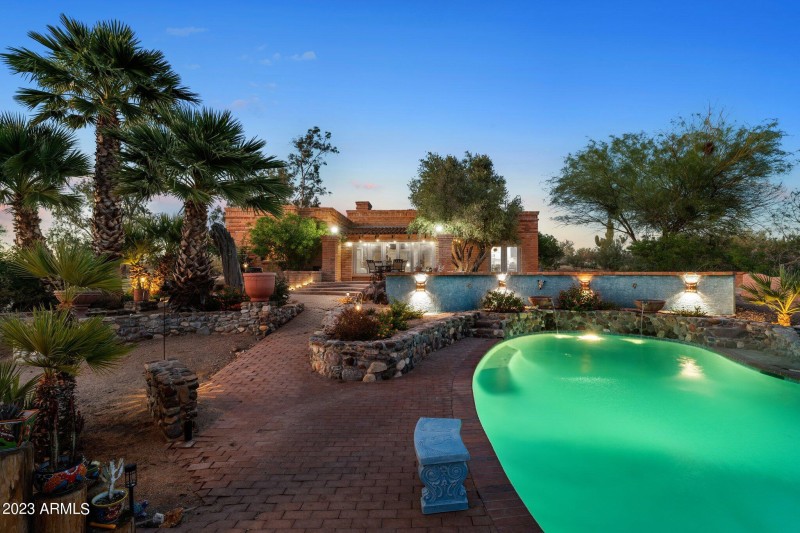 17-web-or-mls-2023-10-25 07.12.21