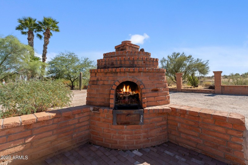 94-web-or-mls-2023-10-25 01.39.48-2