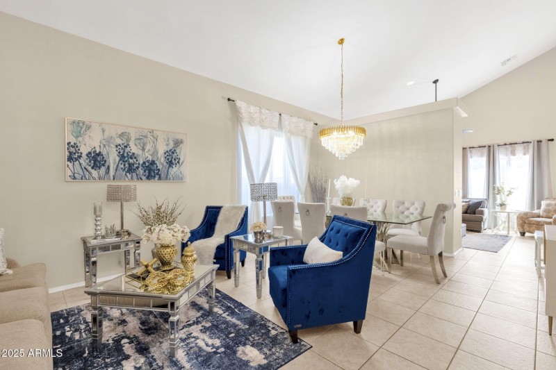 7-web-or-mls-5309-s-16th-dr