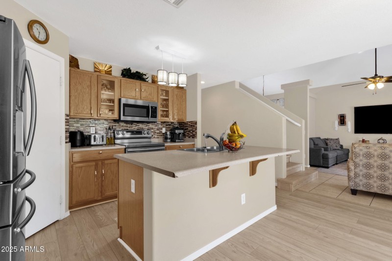 15-web-or-mls-5309-s-16th-dr