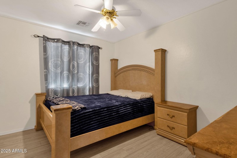 20-web-or-mls-5309-s-16th-dr