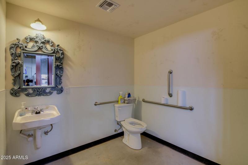 67-web-or-mls-Screws And Sparkles-39