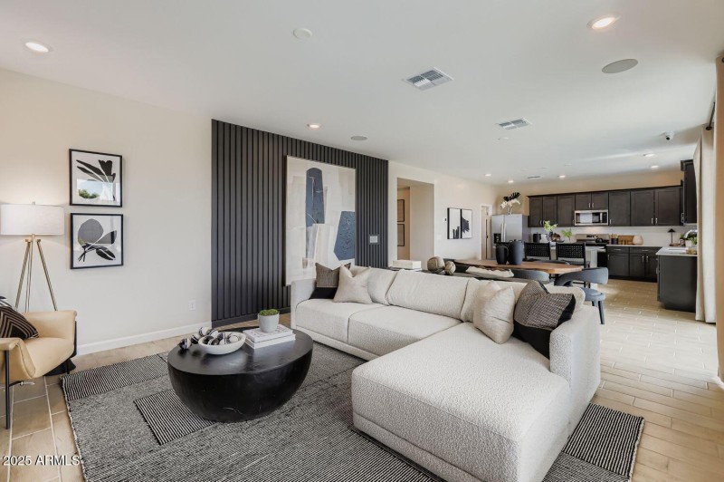 16839 W Spur Dr - Web Quality - 007 - 08