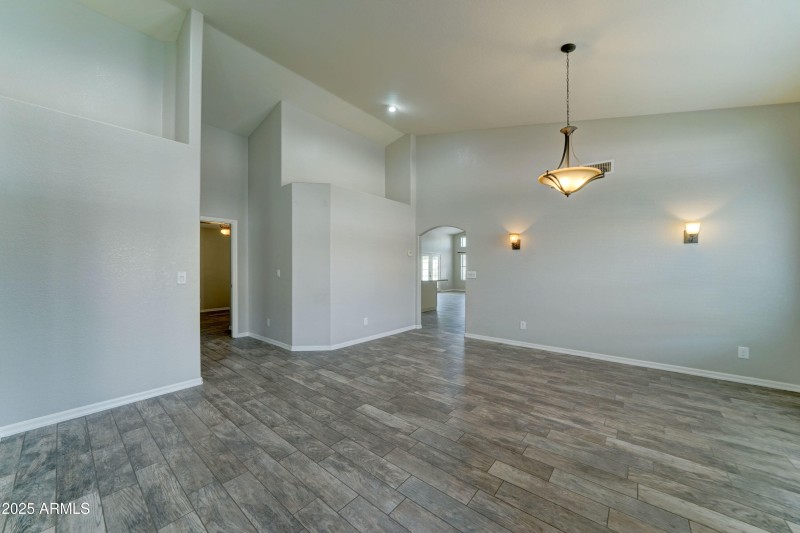 1119 e SouthShore Dr-17