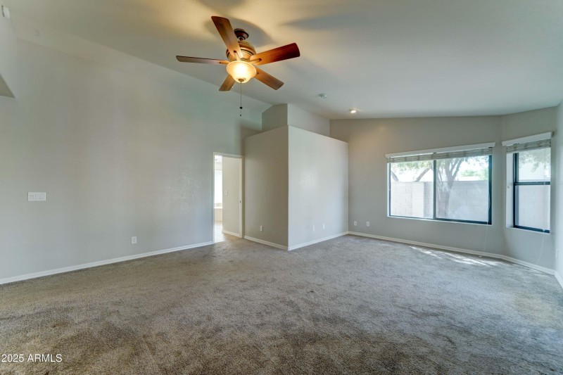 1119 e SouthShore Dr-24