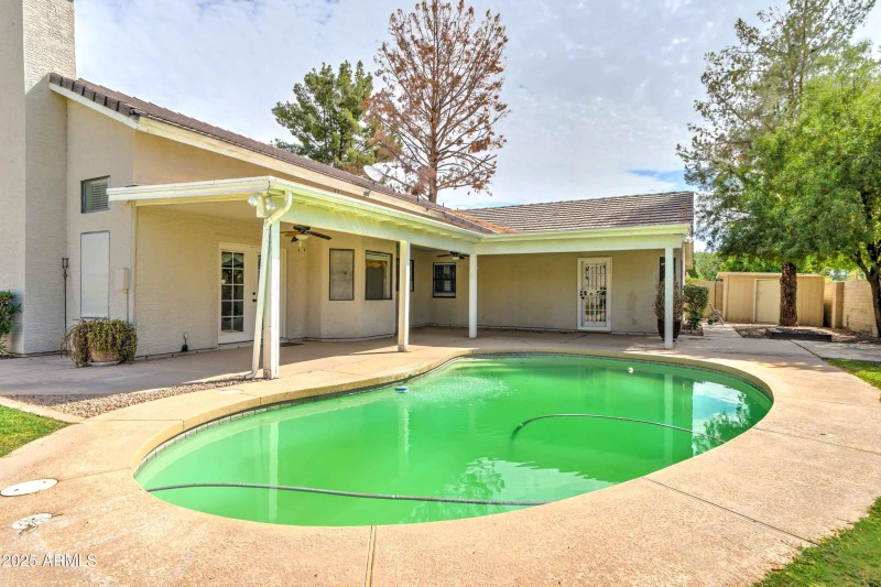 1119 e SouthShore Dr-46