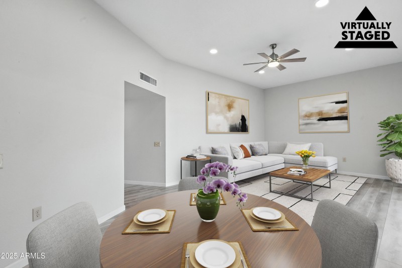 Hutton -10 (Living Room)_VS 1