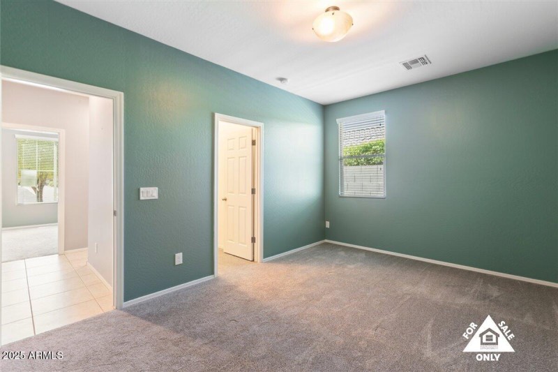 12-18216 W Foothill Dr