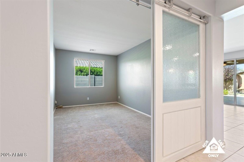 14-18216 W Foothill Dr