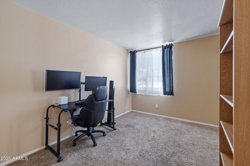 3411 N 12th Pl #3-18