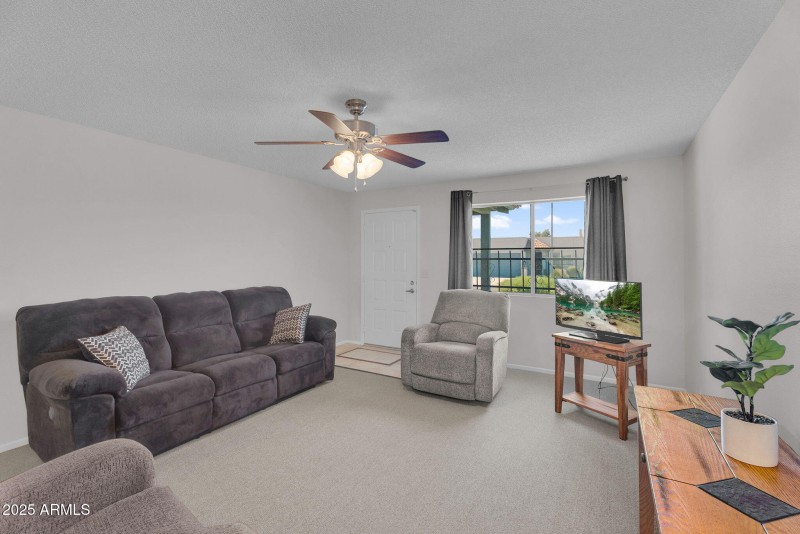 6-web-or-mls-Capri-6