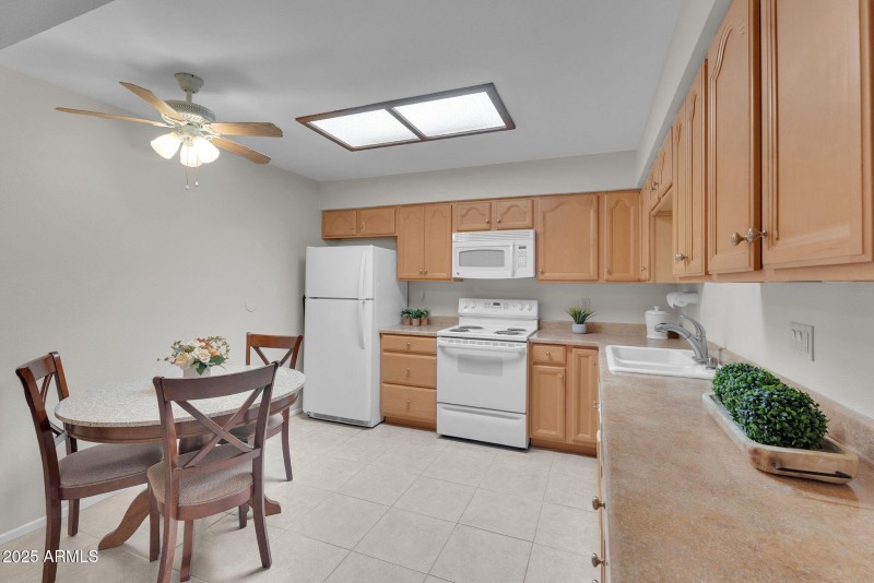 10-web-or-mls-Capri-9