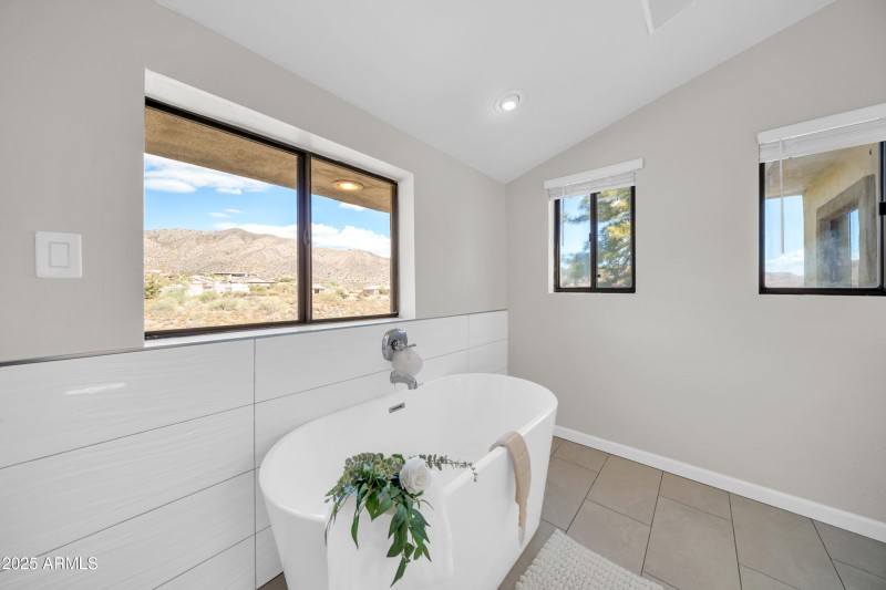 11602 E Manana Rd-18