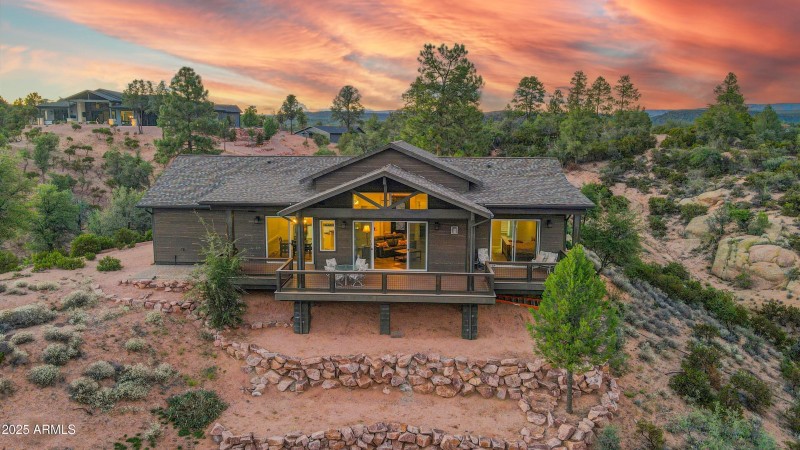 Twilight Back Exterior (2)