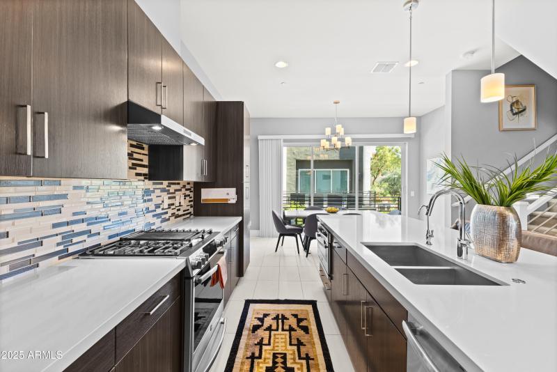 1717 E Morten Ave #62-11