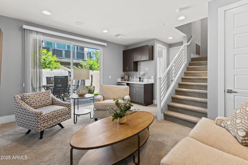 1717 E Morten Ave #62-37